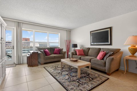Condo in Fort Lauderdale, Florida, 1 bedroom № 2087024 - photo 16