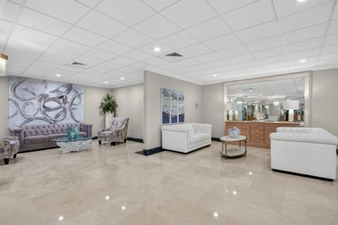 Condo in Fort Lauderdale, Florida, 1 bedroom № 2087024 - photo 8