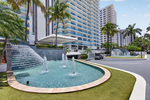 Condo in Fort Lauderdale, Florida, 1 bedroom № 2087024 - photo 4