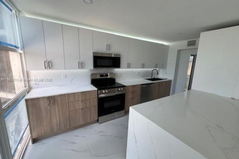 Condominio en alquiler en Aventura, Florida, 2 dormitorios, 116.78 m2 № 1890490 - foto 4
