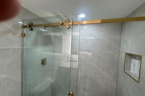 Condominio en alquiler en Aventura, Florida, 2 dormitorios, 116.78 m2 № 1890490 - foto 25