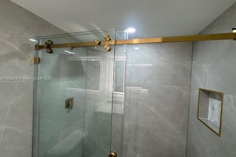 Condominio en alquiler en Aventura, Florida, 2 dormitorios, 116.78 m2 № 1890490 - foto 24