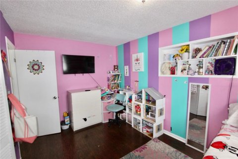 House in Apopka, Florida 4 bedrooms, 130.62 sq.m. № 1843813 - photo 12