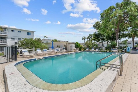 Condominio en venta en Bradenton, Florida, 1 dormitorio, 42.08 m2 № 1894374 - foto 5