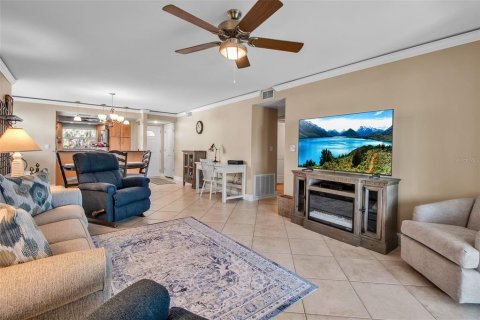Copropriété à vendre à Bradenton, Floride: 2 chambres, 117.24 m2 № 1737260 - photo 22