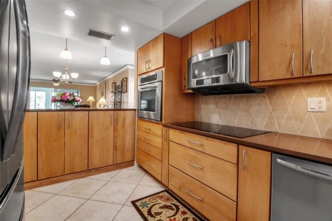 Copropriété à vendre à Bradenton, Floride: 2 chambres, 117.24 m2 № 1737260 - photo 12