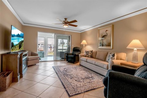 Copropriété à vendre à Bradenton, Floride: 2 chambres, 117.24 m2 № 1737260 - photo 19