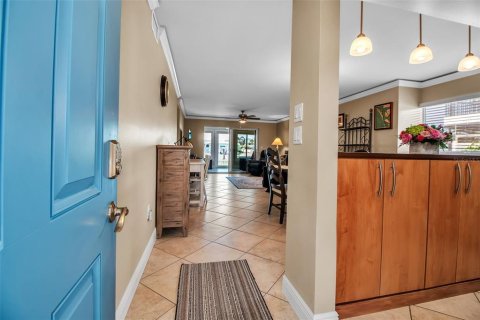 Copropriété à vendre à Bradenton, Floride: 2 chambres, 117.24 m2 № 1737260 - photo 5