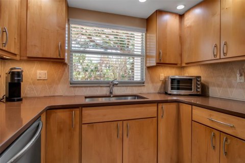 Copropriété à vendre à Bradenton, Floride: 2 chambres, 117.24 m2 № 1737260 - photo 11