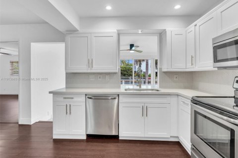 Villa ou maison à louer à Dania Beach, Floride: 3 chambres, 143.07 m2 № 1969703 - photo 22