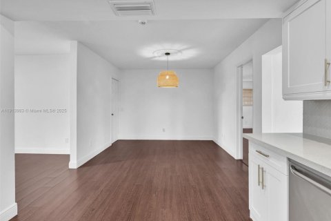 Villa ou maison à louer à Dania Beach, Floride: 3 chambres, 143.07 m2 № 1969703 - photo 18