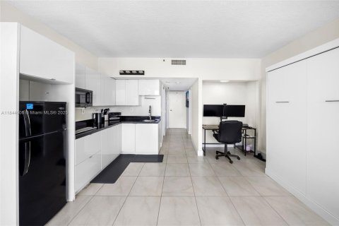 Copropriété à louer à Miami, Floride: 37.16 m2 № 1839457 - photo 7