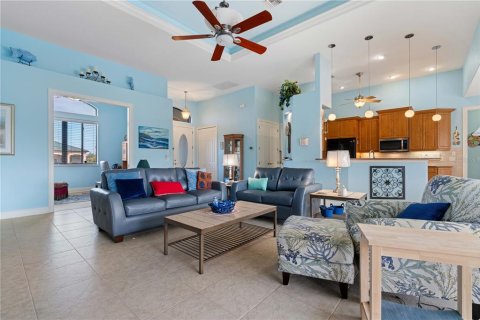 Villa ou maison à vendre à Punta Gorda, Floride: 3 chambres, 225.38 m2 № 2093724 - photo 3