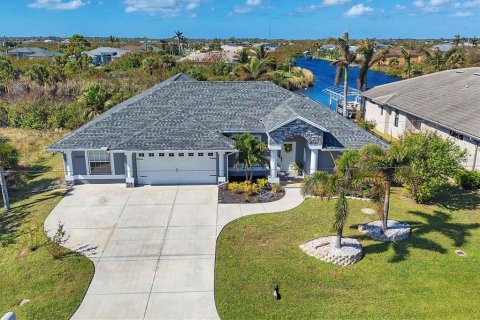 Casa en venta en Port Charlotte, Florida, 3 dormitorios, 217.95 m2 № 1438678 - foto 3