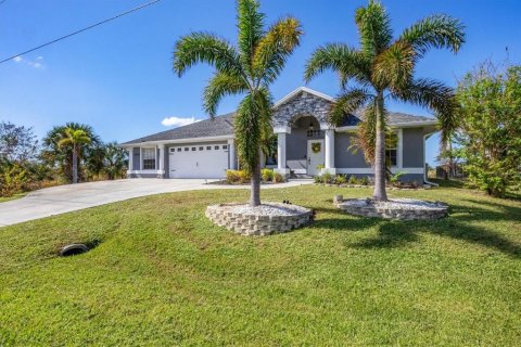 Casa en venta en Port Charlotte, Florida, 3 dormitorios, 217.95 m2 № 1438678 - foto 4