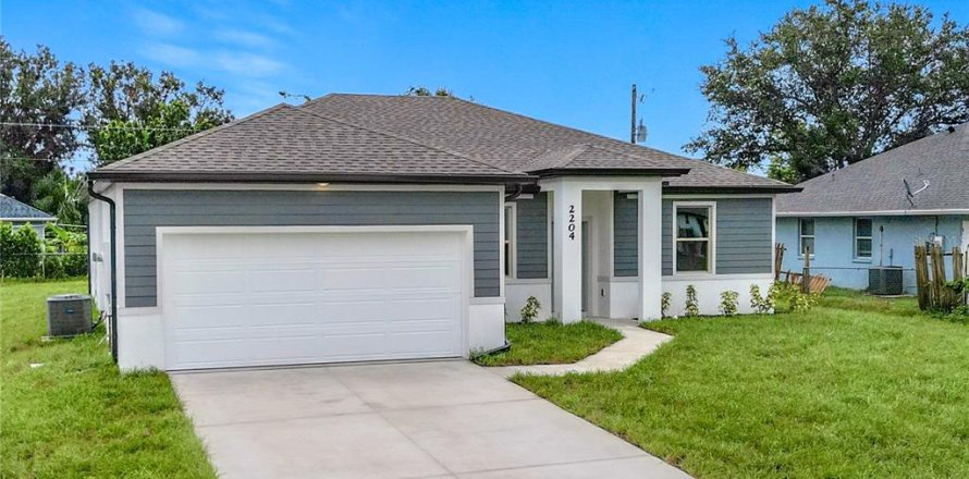 House in North Port, Florida 4 bedrooms, 168.15 sq.m. № 2167377