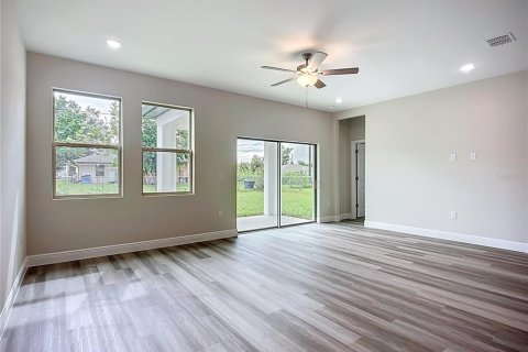 House in North Port, Florida 4 bedrooms, 168.15 sq.m. № 2167377 - photo 21