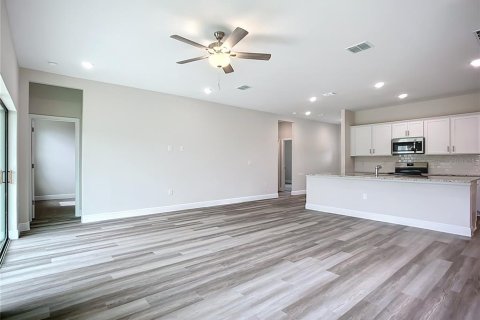 House in North Port, Florida 4 bedrooms, 168.15 sq.m. № 2167377 - photo 23