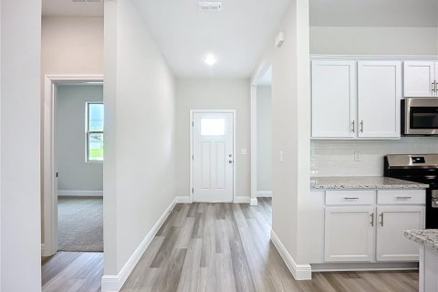 House in North Port, Florida 4 bedrooms, 168.15 sq.m. № 2167377 - photo 9