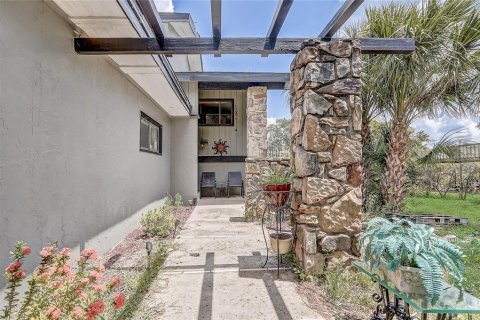 Touwnhouse à vendre à Haines City, Floride: 2 chambres, 181.72 m2 № 1904263 - photo 3
