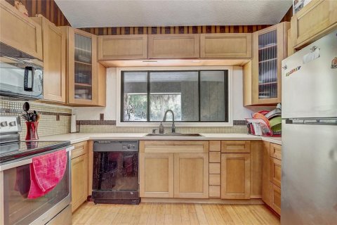 Touwnhouse à vendre à Haines City, Floride: 2 chambres, 181.72 m2 № 1904263 - photo 13