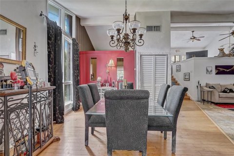 Touwnhouse à vendre à Haines City, Floride: 2 chambres, 181.72 m2 № 1904263 - photo 11