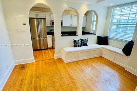 Copropriété à louer à Miami, Floride: 2 chambres, 92.34 m2 № 1986943 - photo 6