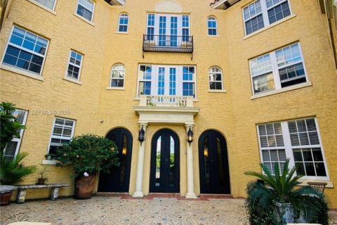 Copropriété à louer à Miami, Floride: 2 chambres, 92.34 m2 № 1986943 - photo 26