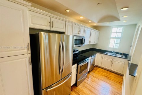 Copropriété à louer à Miami, Floride: 2 chambres, 92.34 m2 № 1986943 - photo 5