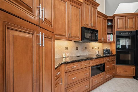 Купить виллу или дом в Бока-Ратон, Флорида 8 комнат, 256.04м2, № 2086220 - фото 19