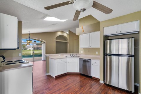 House in Davenport, Florida 3 bedrooms, 138.15 sq.m. № 1901978 - photo 17