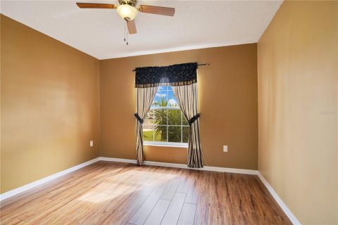 House in Davenport, Florida 3 bedrooms, 138.15 sq.m. № 1901978 - photo 12