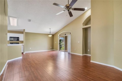 House in Davenport, Florida 3 bedrooms, 138.15 sq.m. № 1901978 - photo 5