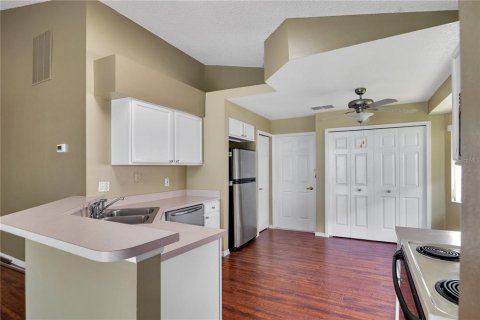 House in Davenport, Florida 3 bedrooms, 138.15 sq.m. № 1901978 - photo 7