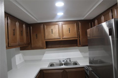 Copropriété à vendre à Holiday, Floride: 2 chambres, 80.82 m2 № 2093492 - photo 8