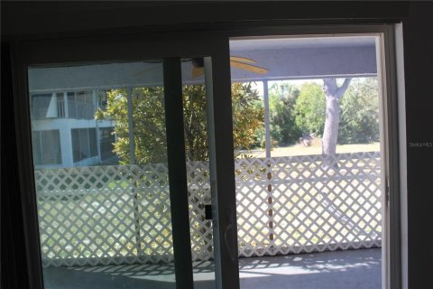 Copropriété à vendre à Holiday, Floride: 2 chambres, 80.82 m2 № 2093492 - photo 19