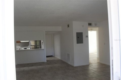 Copropriété à vendre à Holiday, Floride: 2 chambres, 80.82 m2 № 2093492 - photo 22