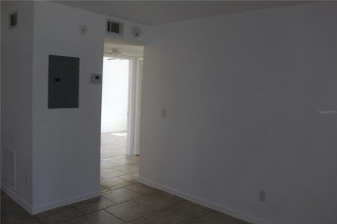 Copropriété à vendre à Holiday, Floride: 2 chambres, 80.82 m2 № 2093492 - photo 24