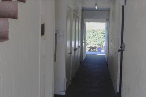Copropriété à vendre à Holiday, Floride: 2 chambres, 80.82 m2 № 2093492 - photo 4