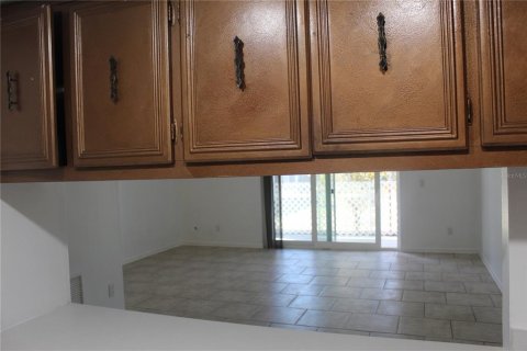 Copropriété à vendre à Holiday, Floride: 2 chambres, 80.82 m2 № 2093492 - photo 12