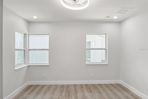 Villa ou maison à vendre à Clermont, Floride: 4 chambres, 489.22 m2 № 2206805 - photo 16