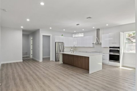 Villa ou maison à vendre à Clermont, Floride: 4 chambres, 489.22 m2 № 2206805 - photo 11