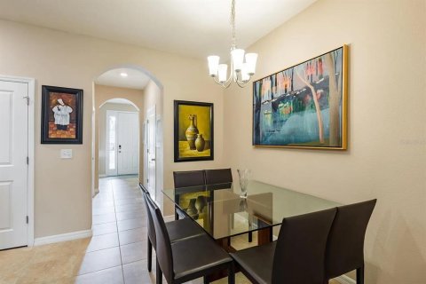 Townhouse in Sarasota, Florida 3 bedrooms, 155.43 sq.m. № 2218747 - photo 8