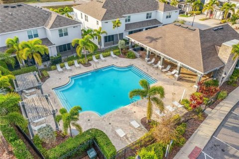 Townhouse in Sarasota, Florida 3 bedrooms, 155.43 sq.m. № 2218747 - photo 19