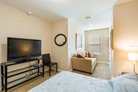 Townhouse in Sarasota, Florida 3 bedrooms, 155.43 sq.m. № 2218747 - photo 14
