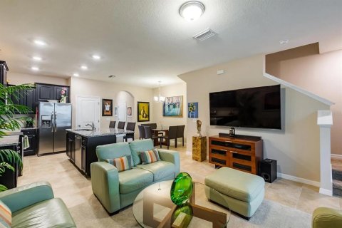 Townhouse in Sarasota, Florida 3 bedrooms, 155.43 sq.m. № 2218747 - photo 3