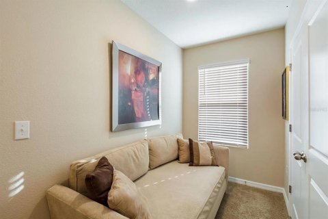 Townhouse in Sarasota, Florida 3 bedrooms, 155.43 sq.m. № 2218747 - photo 10