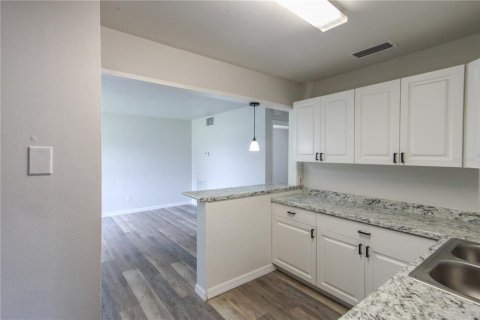 House in Citrus Springs, Florida 3 bedrooms, 116.5 sq.m. № 1819516 - photo 6