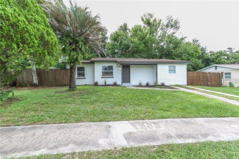 House in Citrus Springs, Florida 3 bedrooms, 116.5 sq.m. № 1819516 - photo 1