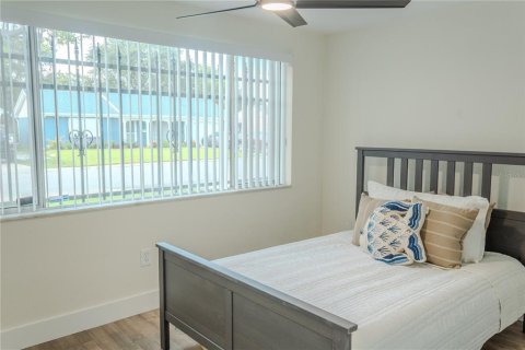 House in New Port Richey, Florida 2 bedrooms, 125.42 sq.m. № 1798058 - photo 20